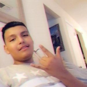 Meet your Posher, Luis